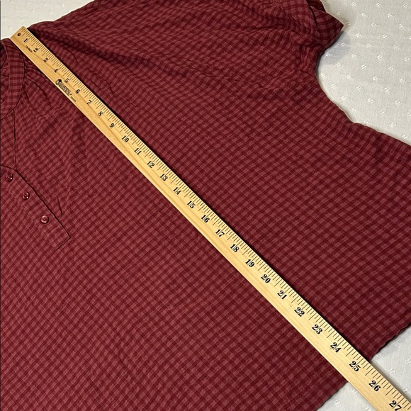 Coldwater Creek Mauve Textured Short Sleeve lightweight casual gingham Henley - Picture 6 of 7